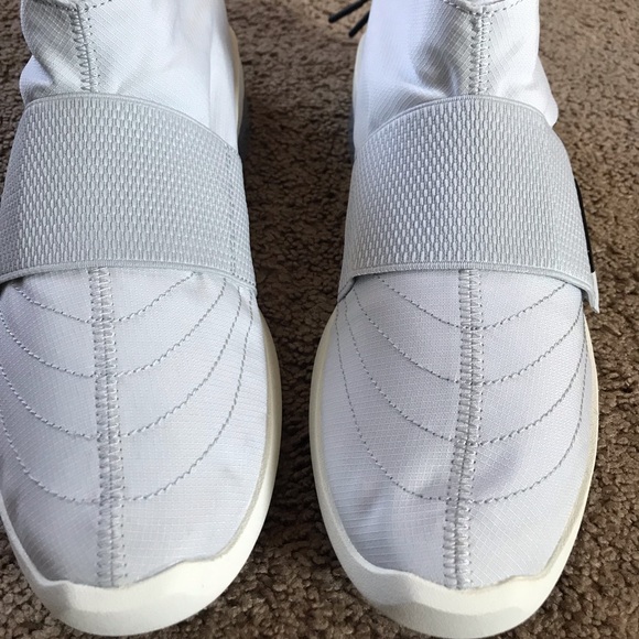 Nike x Fear of God Mocassin Pure Platinum - Picture 5 of 6